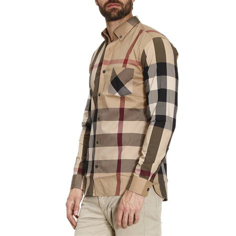 preparo il picnic con la mia camicia burberry|Scopri la nuova collezione di camicie Burberry uomo su FARFETCH.